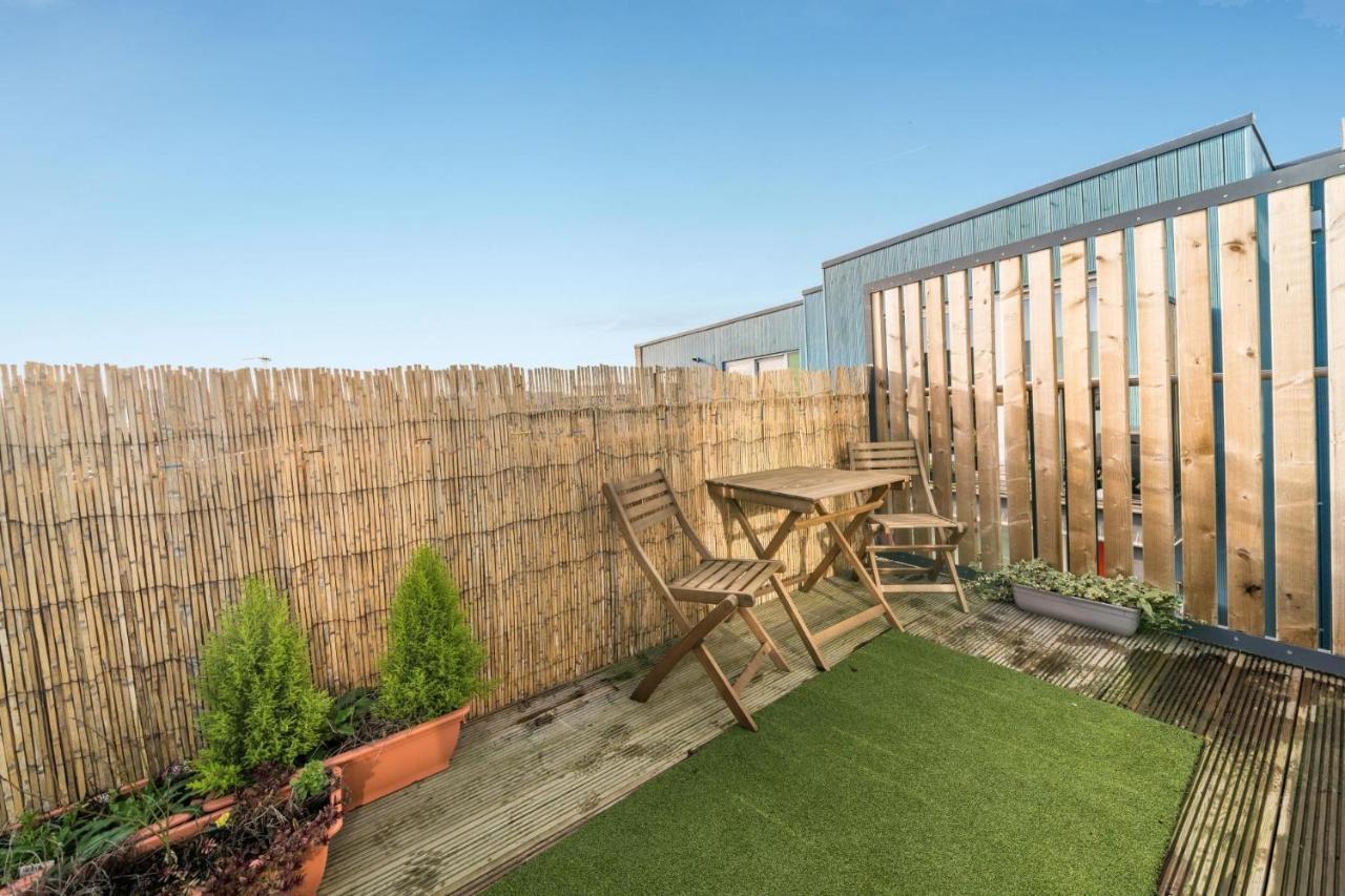 New 2Bd Flat 4Mins To Excel Centre Fast City Links Daire Londra Dış mekan fotoğraf